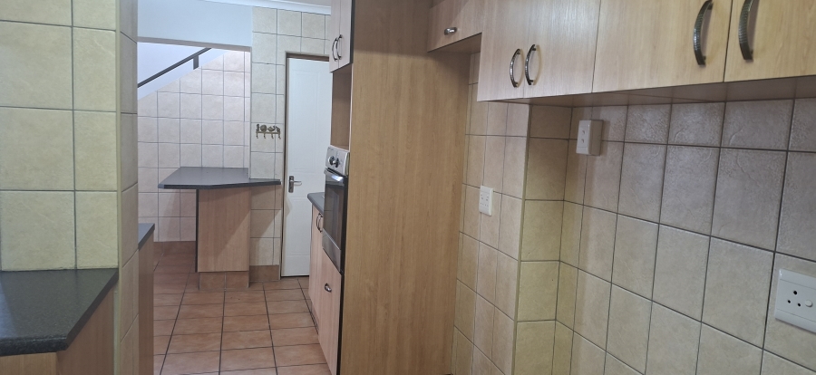 3 Bedroom Property for Sale in Fonteine Park Western Cape